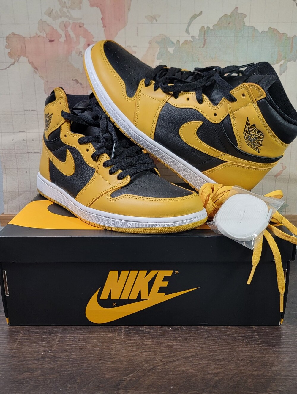 Jordan 1 Retro High Pollen Men's Size 11.5